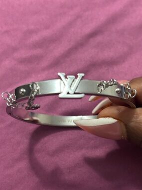 Louis Vuitton Silver LV Signature Bangle Bracelet